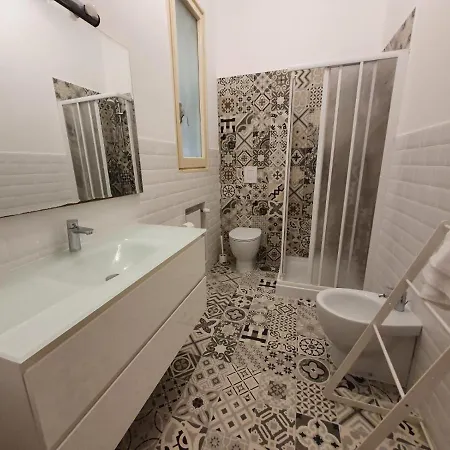 Big In Vatican * Roma